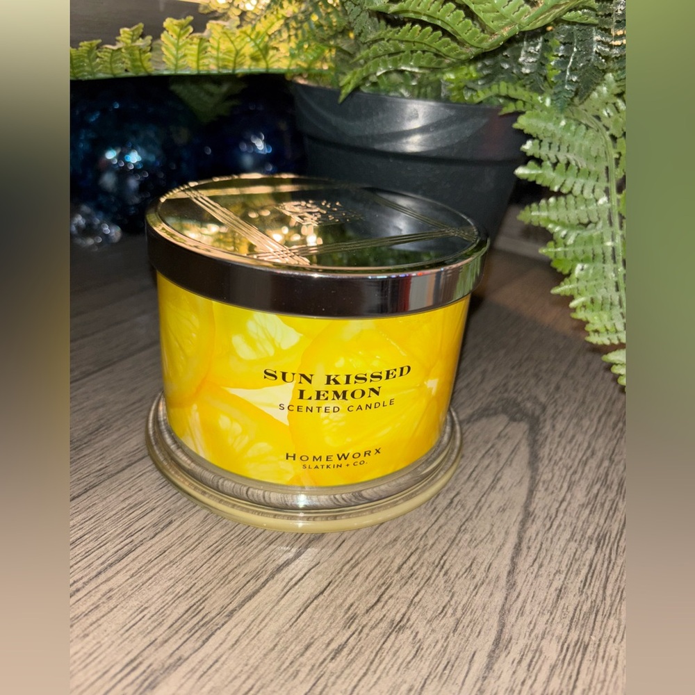 Homeworx Sun Kissed Lemon Scented Candle